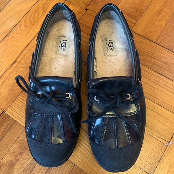 UGG Shoes - Never worn Ugg duck shoes